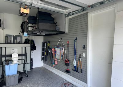 Cohen – Shelving and Slat Wall (Delray Beach, Florida)