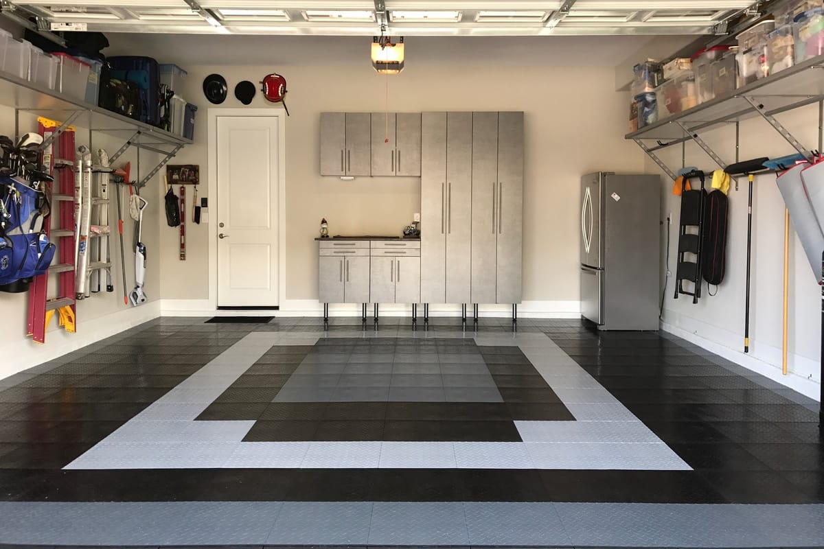 Interlocking garage floor tiles