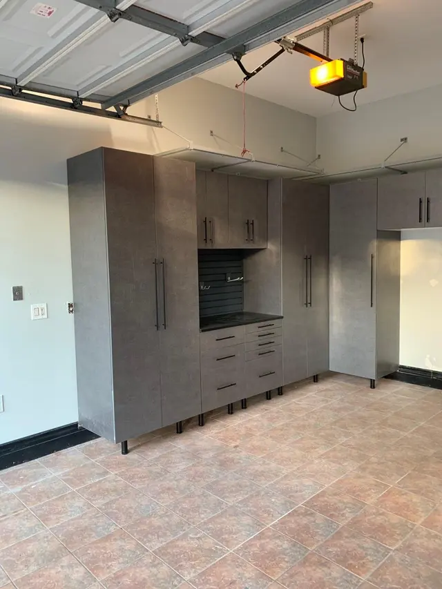 Custom garage cabinets installed by Garage-Tastic in West Palm Beach (photo 2)