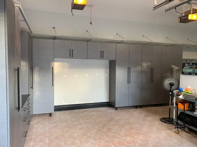 Custom garage cabinets installed by Garage-Tastic in West Palm Beach (photo 3)
