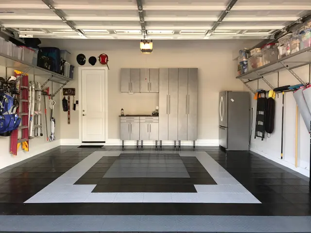 Organized garage storage by Garage-Tastic in West Palm Beach (photo 1)