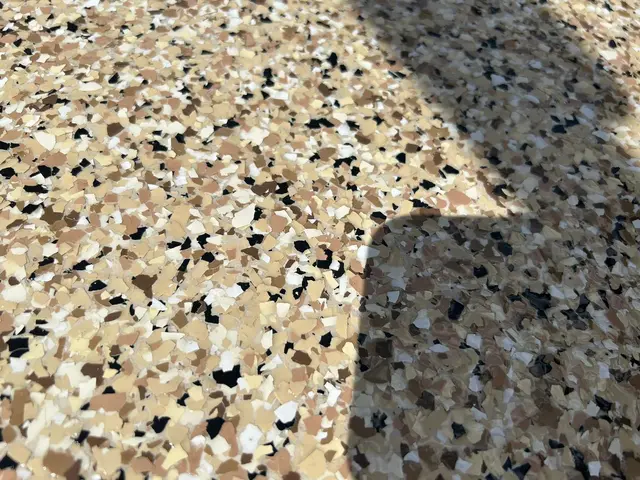 Pool deck epoxy coating by Garage-Tastic in West Palm Beach (photo 3)